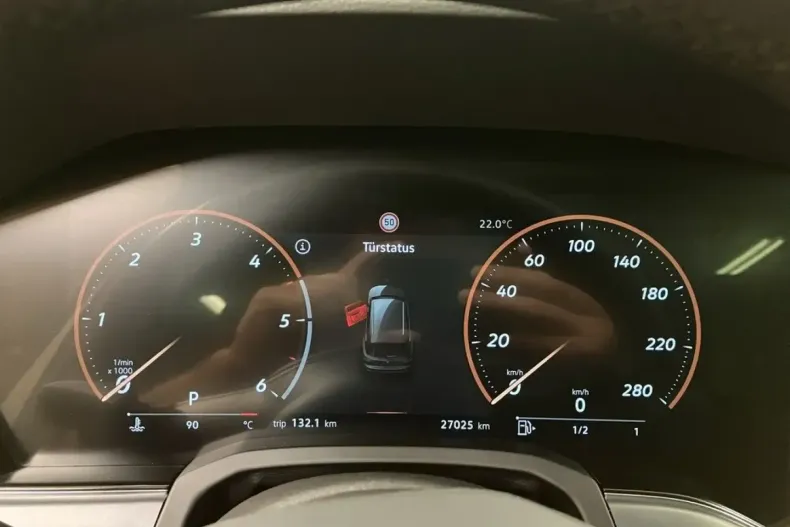 Volkswagen Touareg din 2024 cu 27.200 km - oferta VOL164079 - foto 11