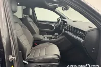 Volkswagen Touareg din 2024 cu 15.877 km - oferta VOL164080 - foto 7