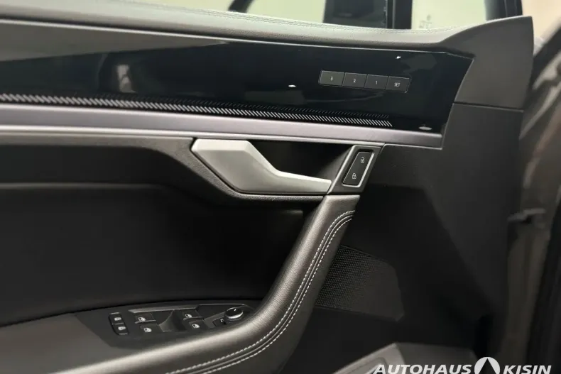 Volkswagen Touareg din 2024 cu 15.877 km - oferta VOL164080 - foto 12