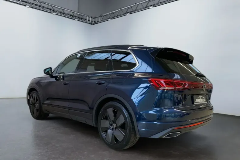 Volkswagen Touareg din 2024 cu 8.914 km - oferta VOL164081 - foto 3