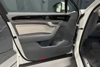 Volkswagen Touareg din 2025 cu 24.000 km - oferta VOL164084 - foto 13