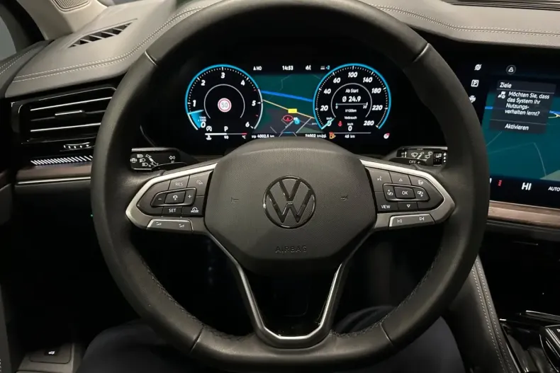 Volkswagen Touareg din 2025 cu 24.000 km - oferta VOL164084 - foto 17