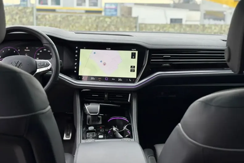 Volkswagen Touareg din 2024 cu 22.000 km - oferta VOL164085 - foto 14