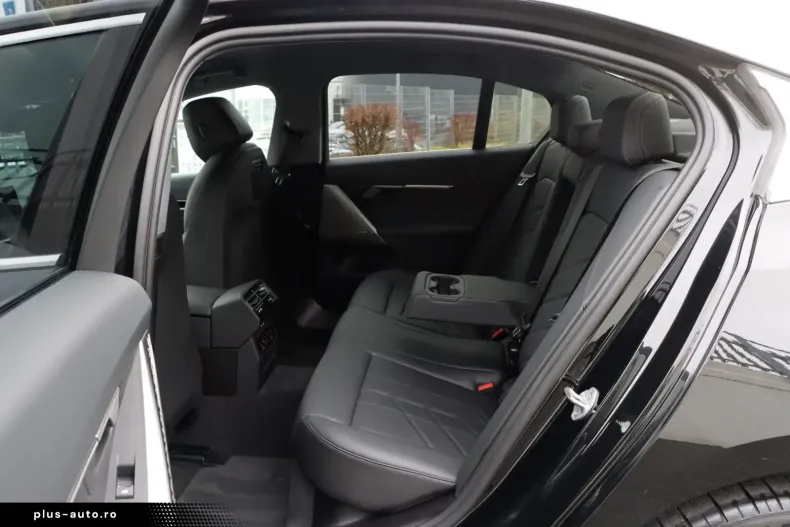 BMW 530 din 2024 cu 77.900 km - oferta BMW164086 - foto 19