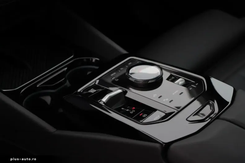 BMW 530 din 2024 cu 77.900 km - oferta BMW164086 - foto 28