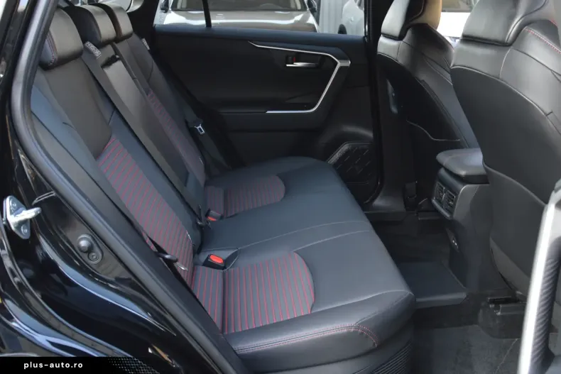 Toyota RAV4 din 2023 cu 102.600 km - oferta TOY164088 - foto 13