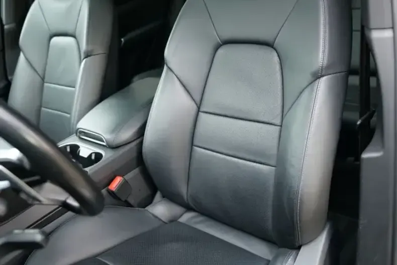 Porsche Cayenne din 2021 cu 71.140 km - oferta POR164096 - foto 11