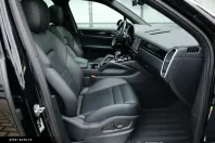 Porsche Cayenne din 2021 cu 71.140 km - oferta POR164096 - foto 19