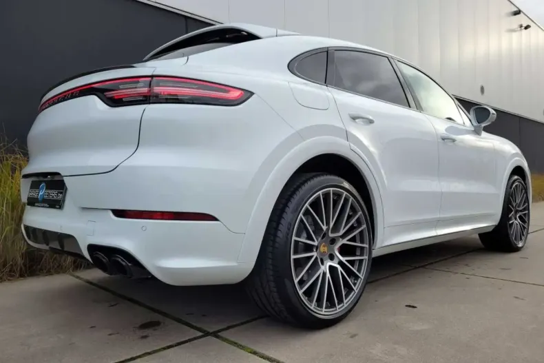 Porsche Cayenne din 2021 cu 48.091 km - oferta POR164097 - foto 3