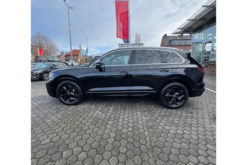 Volkswagen Touareg din 2025 cu 25.393 km - oferta VOL164105 - foto 8