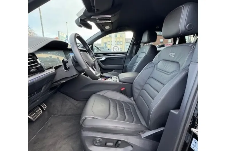 Volkswagen Touareg din 2025 cu 25.393 km - oferta VOL164105 - foto 10