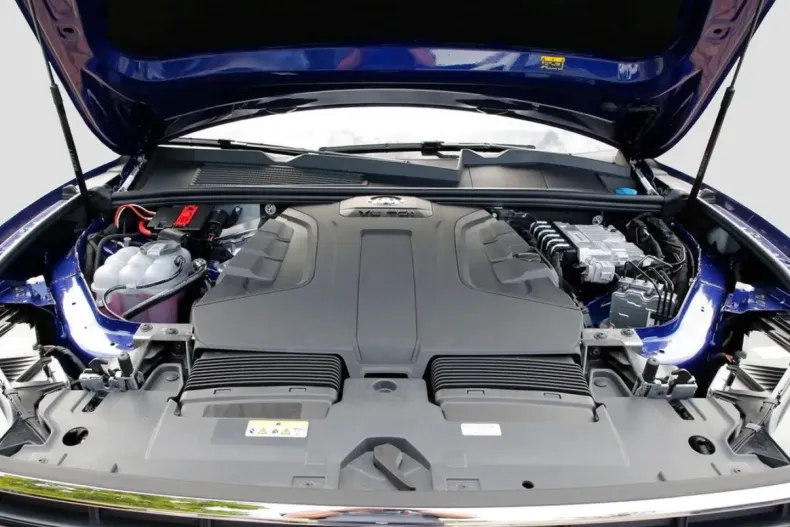 Volkswagen Touareg din 2024 cu 17.800 km - oferta VOL164106 - foto 6