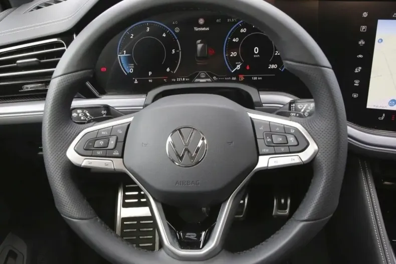 Volkswagen Touareg din 2024 cu 17.800 km - oferta VOL164106 - foto 14