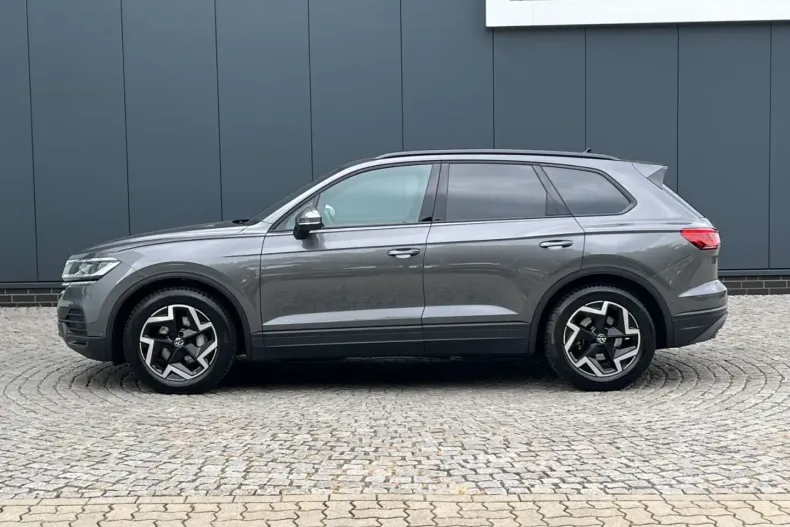 Volkswagen Touareg din 2024 cu 17.281 km - oferta VOL164109 - foto 2