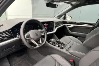 Volkswagen Touareg din 2024 cu 17.281 km - oferta VOL164109 - foto 6