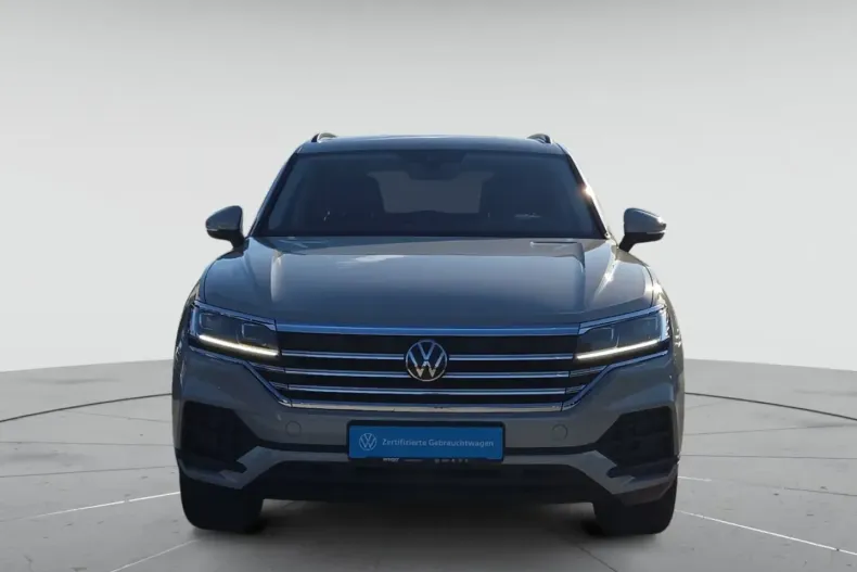 Volkswagen Touareg din 2024 cu 25.455 km - oferta VOL164111 - foto 3