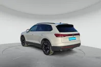 Volkswagen Touareg din 2024 cu 25.455 km - oferta VOL164111 - foto 4