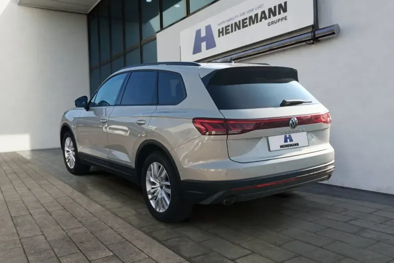 Volkswagen Touareg din 2025 cu 26.429 km - oferta VOL164112 - foto 3