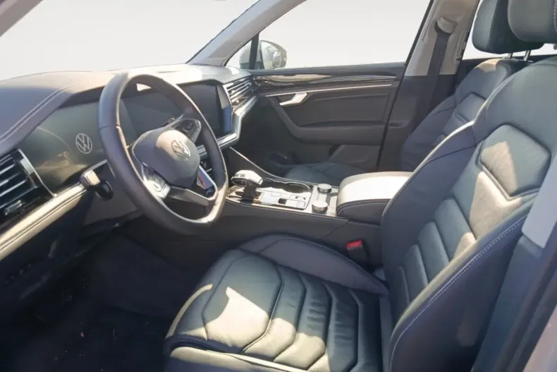Volkswagen Touareg din 2025 cu 26.429 km - oferta VOL164112 - foto 11