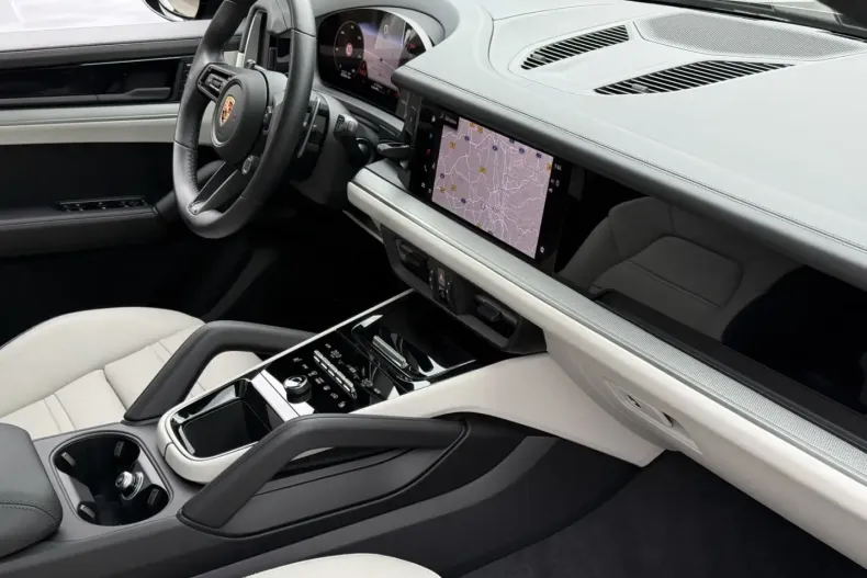Porsche Cayenne din 2024 cu 47.100 km - oferta POR164113 - foto 18