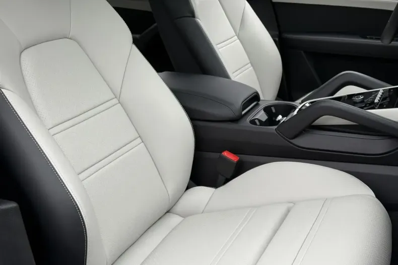 Porsche Cayenne din 2024 cu 47.100 km - oferta POR164113 - foto 20