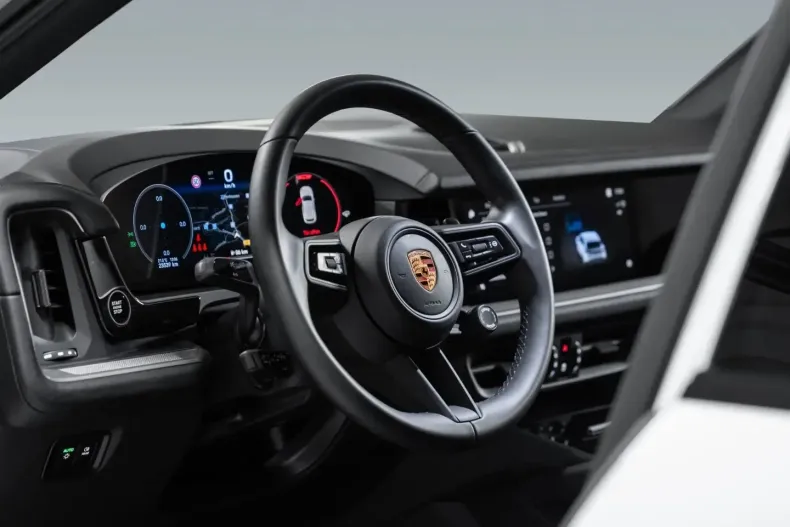 Porsche Cayenne din 2024 cu 23.600 km - oferta POR164114 - foto 25