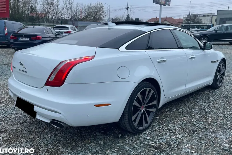 Jaguar XJ din 2019 cu 16.104 km - oferta JAG164128 - foto 3