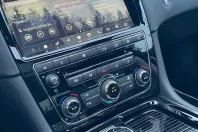 Jaguar XJ din 2019 cu 16.104 km - oferta JAG164128 - foto 12