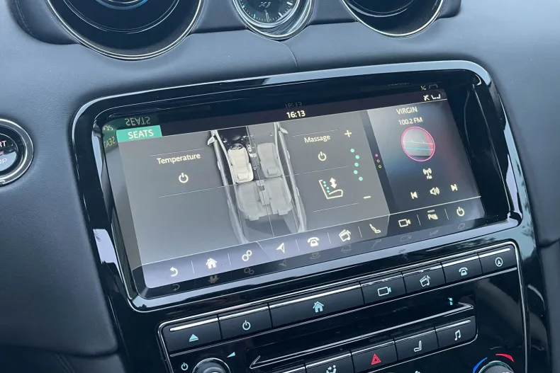 Jaguar XJ din 2019 cu 16.104 km - oferta JAG164128 - foto 25