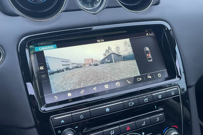 Jaguar XJ din 2019 cu 16.104 km - oferta JAG164128 - foto 27