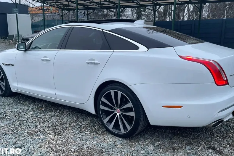 Jaguar XJ din 2019 cu 16.104 km - oferta JAG164128 - foto 29