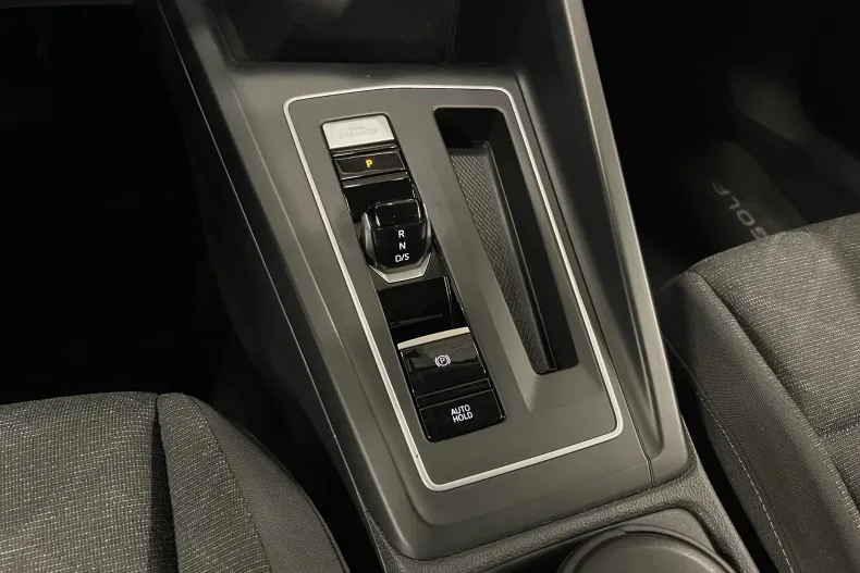 Volkswagen Golf din 2021 cu 130.268 km - oferta VOL164135 - foto 26