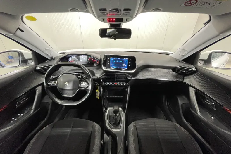 Peugeot 2008 din 2020 cu 67.888 km - oferta PEU164140 - foto 7