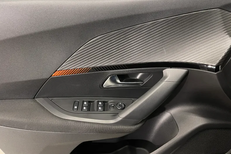 Peugeot 2008 din 2020 cu 67.888 km - oferta PEU164140 - foto 22