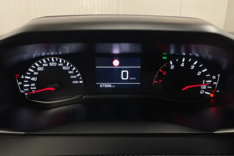 Peugeot 2008 din 2020 cu 67.888 km - oferta PEU164140 - foto 25