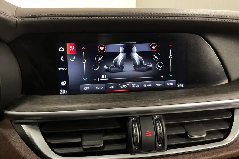 Alfa Romeo Stelvio din 2021 cu 118.101 km - oferta ALF164141 - foto 20