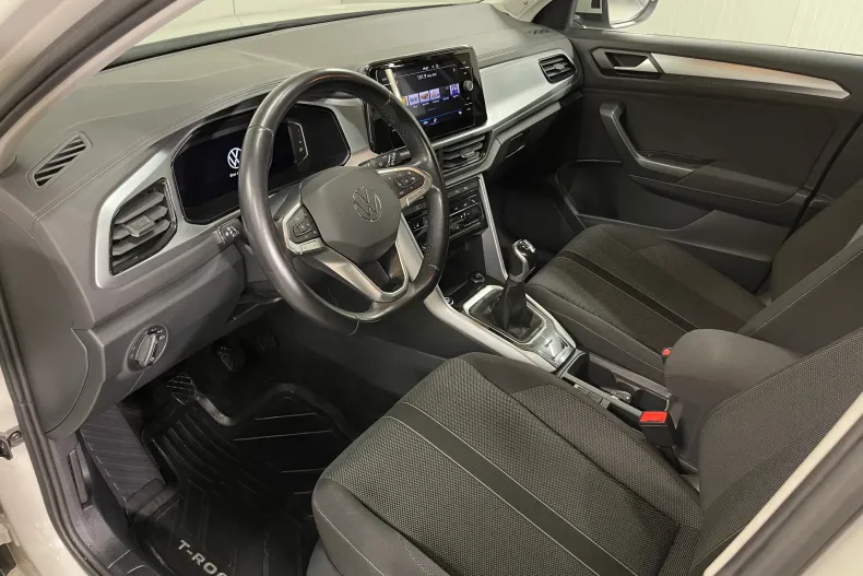 Volkswagen T-Roc din 2022 cu 63.427 km - oferta VOL164142 - foto 5