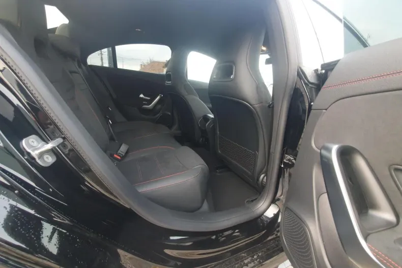 Mercedes-Benz CLA din 2024 cu 28.395 km - oferta MER164145 - foto 12