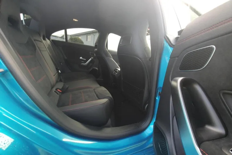 Mercedes-Benz CLA din 2024 cu 37.396 km - oferta MER164146 - foto 14