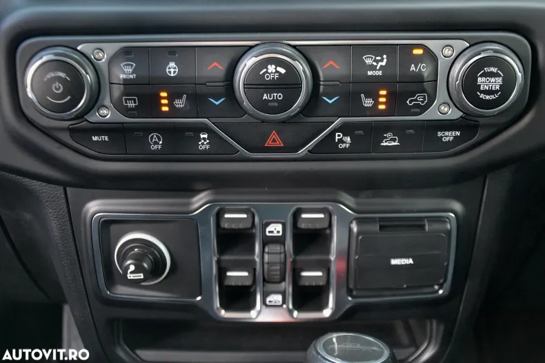 Jeep Gladiator din 2020 cu 44.343 km - oferta JEE164149 - foto 19