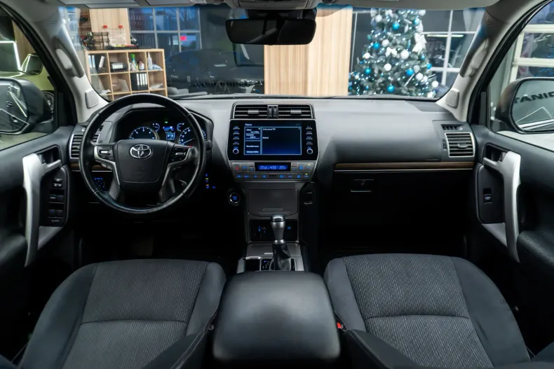 Toyota Land Cruiser din 2022 cu 116.653 km - oferta TOY164162 - foto 7