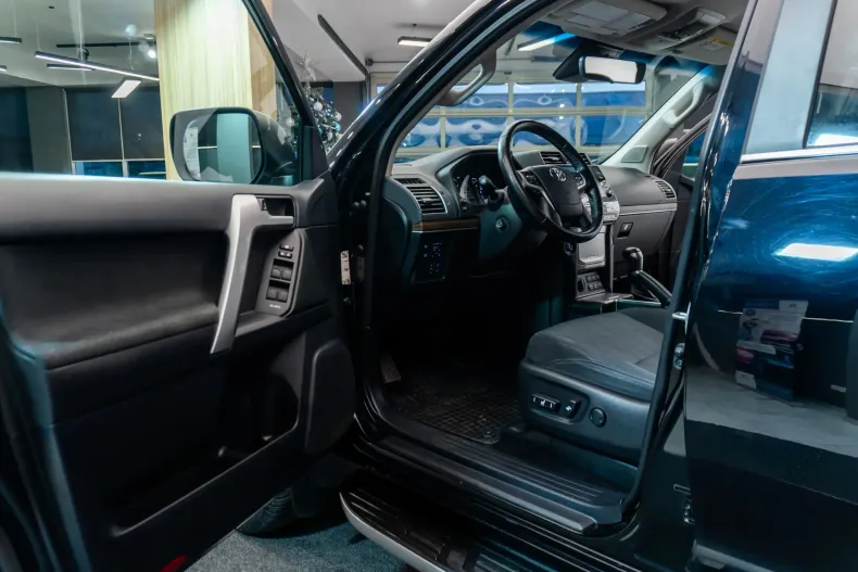 Toyota Land Cruiser din 2022 cu 116.653 km - oferta TOY164162 - foto 23