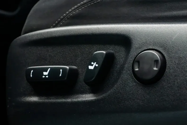 Toyota Land Cruiser din 2022 cu 116.653 km - oferta TOY164162 - foto 24