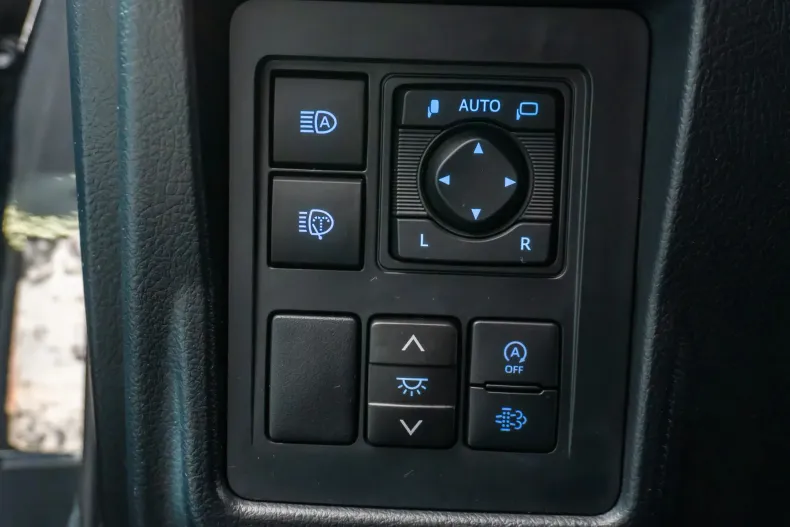 Toyota Land Cruiser din 2022 cu 116.653 km - oferta TOY164162 - foto 25