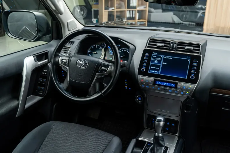 Toyota Land Cruiser din 2022 cu 116.653 km - oferta TOY164162 - foto 38