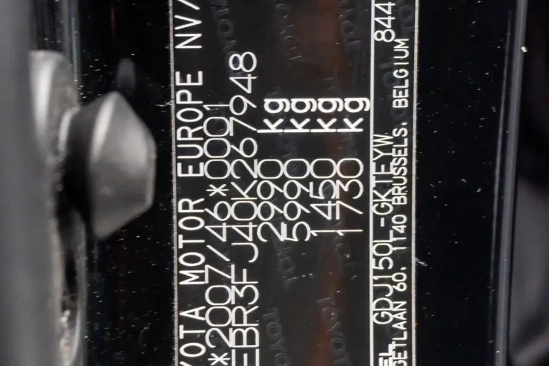 Toyota Land Cruiser din 2022 cu 116.653 km - oferta TOY164162 - foto 40