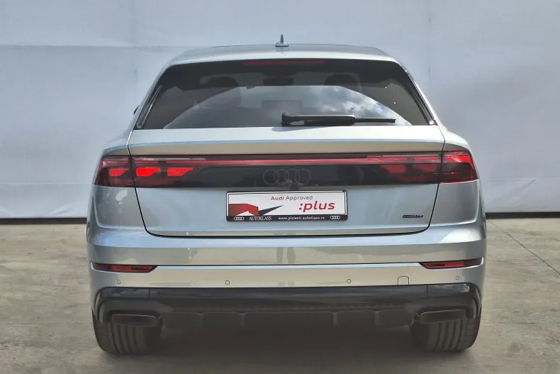 Audi Q8 din 2024 cu 2.839 km - oferta AUD164167 - foto 4