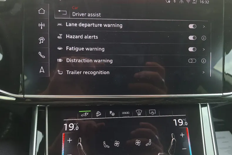 Audi Q8 din 2024 cu 2.839 km - oferta AUD164167 - foto 11