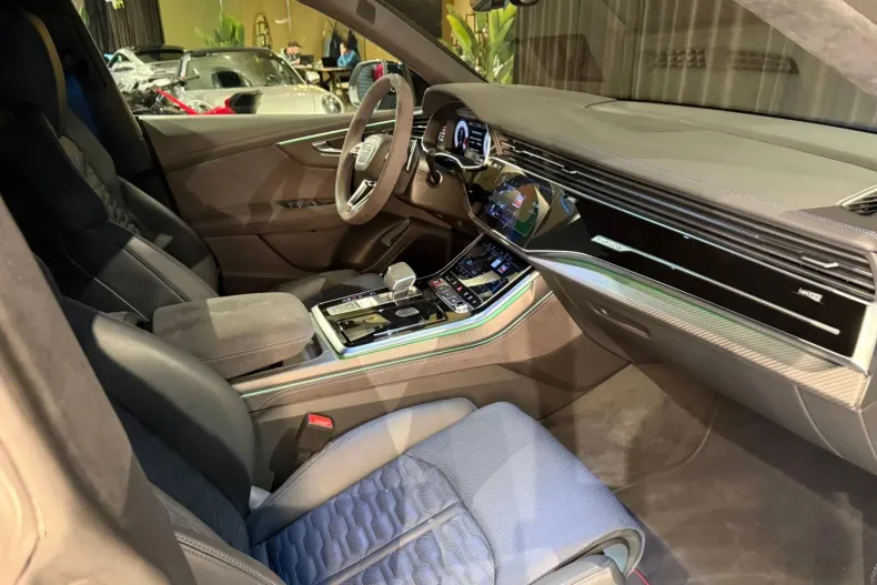 Audi RSQ8 din 2024 cu 13.000 km - oferta AUD164169 - foto 31