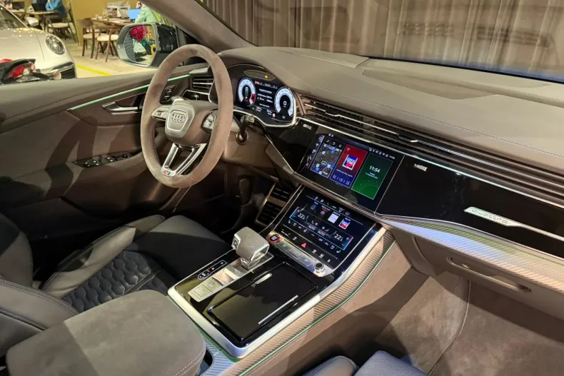 Audi RSQ8 din 2024 cu 13.000 km - oferta AUD164169 - foto 32